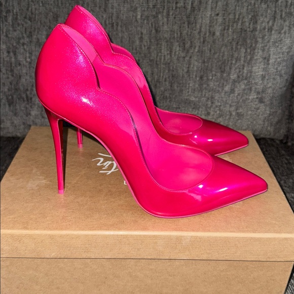 New Christian Louboutin Hot Chick heels - Picture 2 of 8